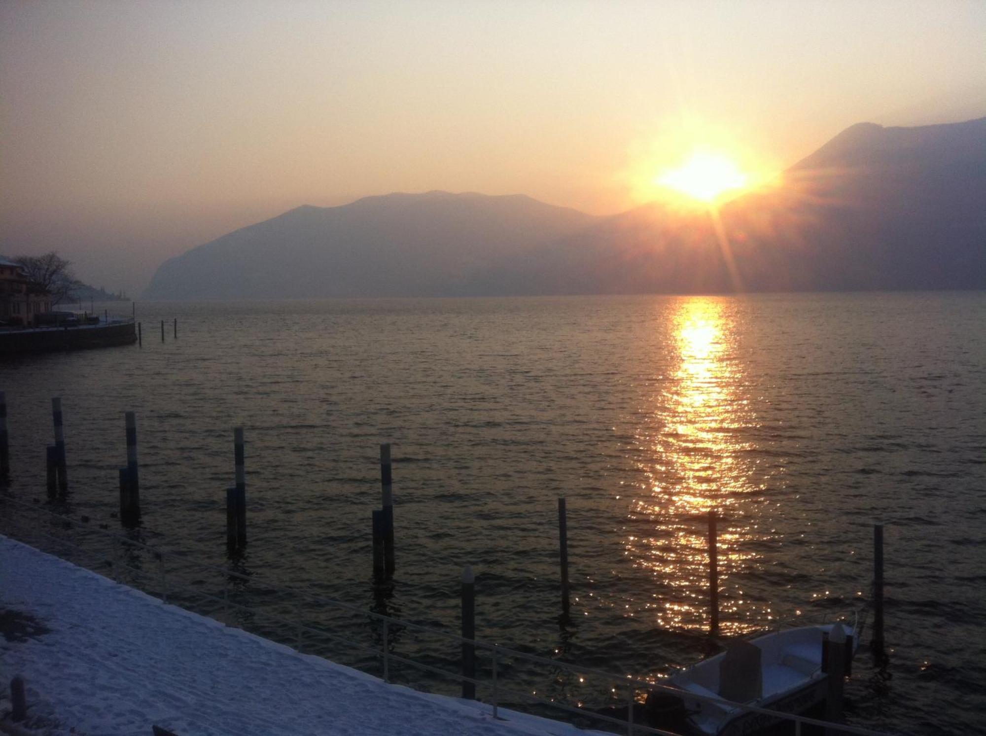 In Riva Al Lago Di Iseo Dependance Primo Piano 마로네 외부 사진